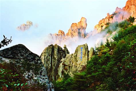 如何坐車去嶗山？嶗山的美，不僅僅是自然景觀的饒富，更是其歷史文化積累的深厚。